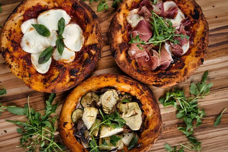 Trois pizzas artisanales
